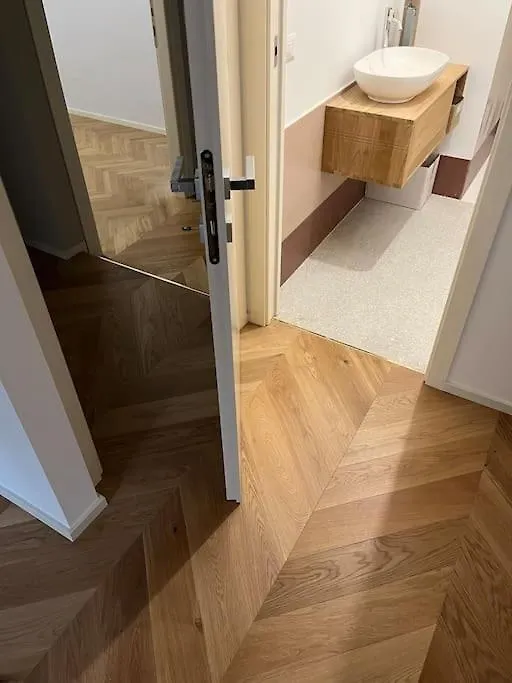 Skyline Three Rooms Apartment Milan Italy